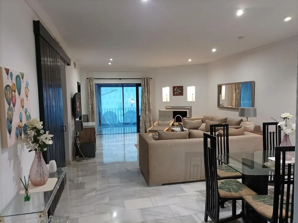 Large 2 Bed Apt Puerto Banus Marina Private Parking Apartment Marbella 0*,